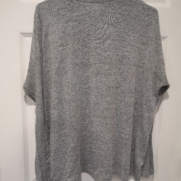 Gap mock neck sweater - Picture 3 of 3